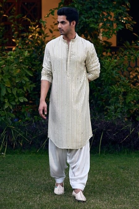 White kurta and pajama set